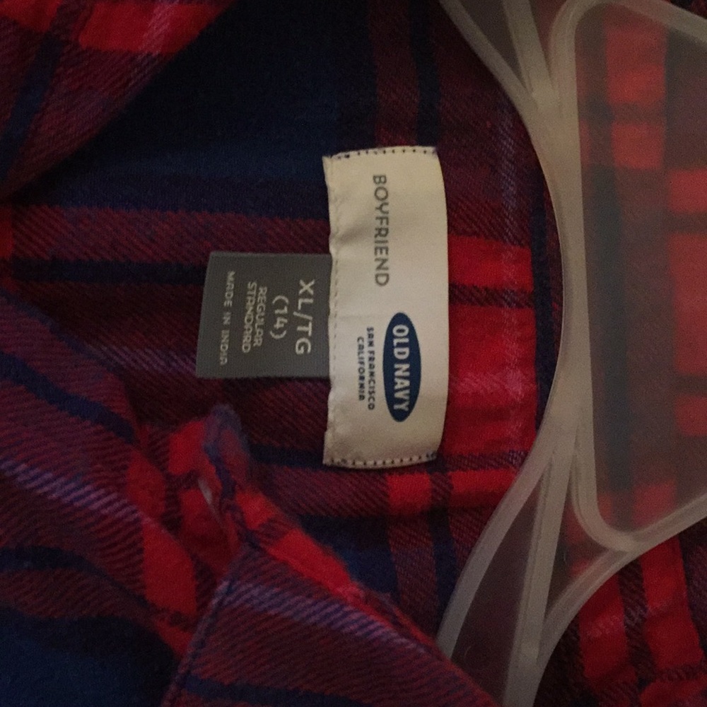 A red and blue flannel! - Picture 4 of 5